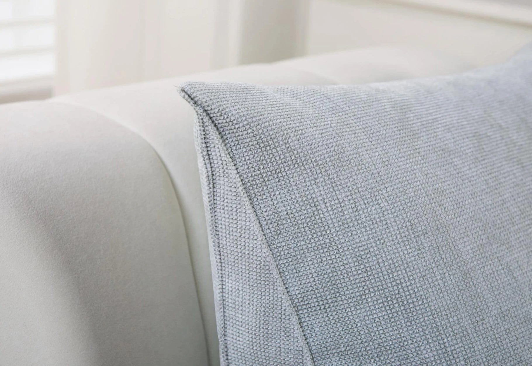 Prevalucent Reading Pillow with Shredded Memory Foam